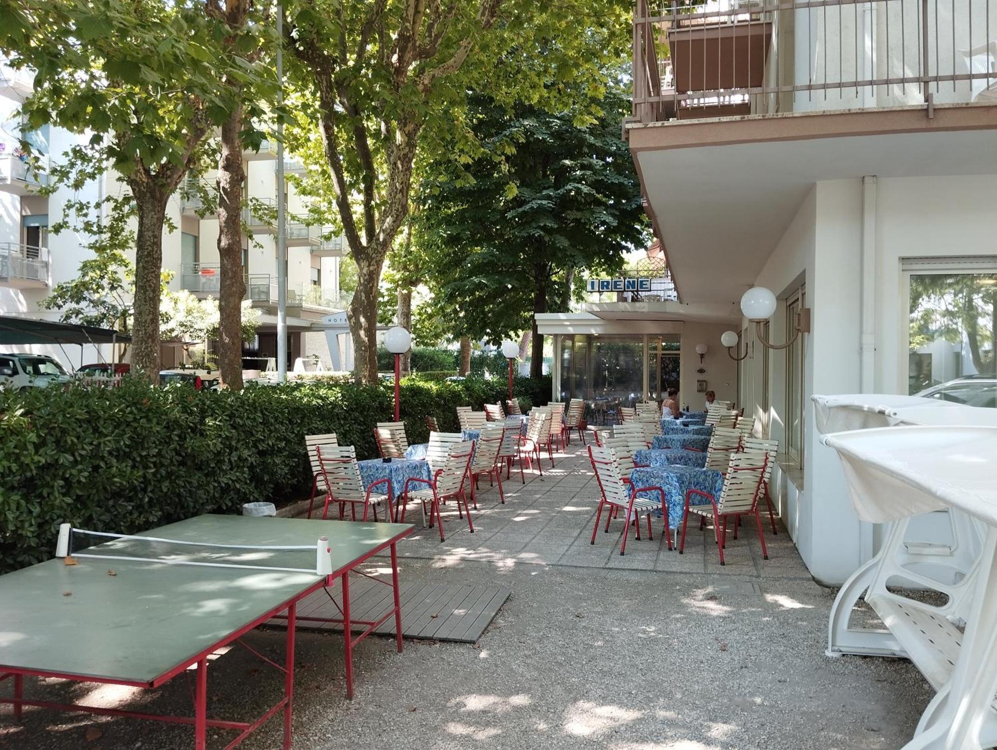 Hotel Irene Риччоне Экстерьер фото