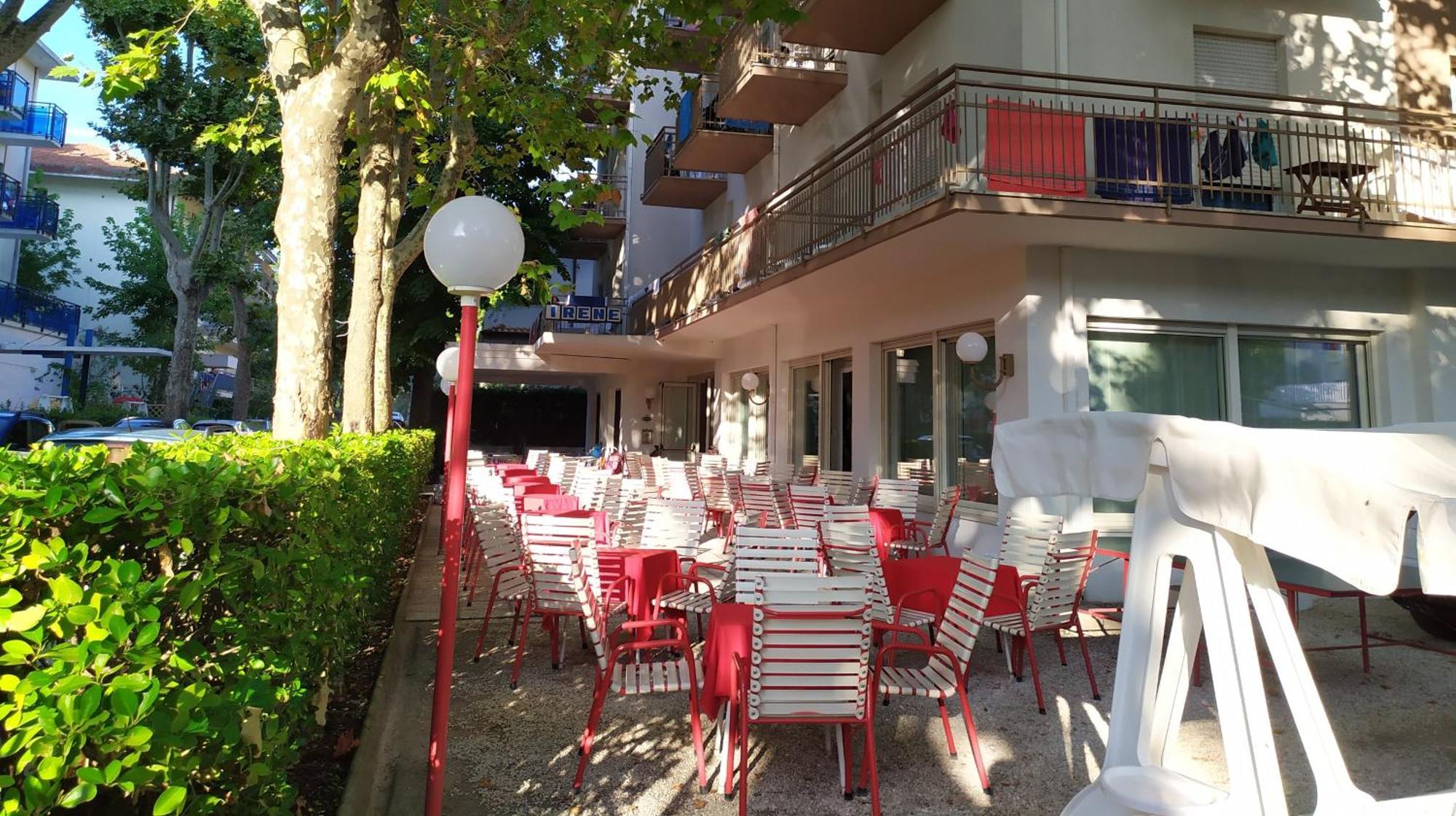 Hotel Irene Риччоне Экстерьер фото